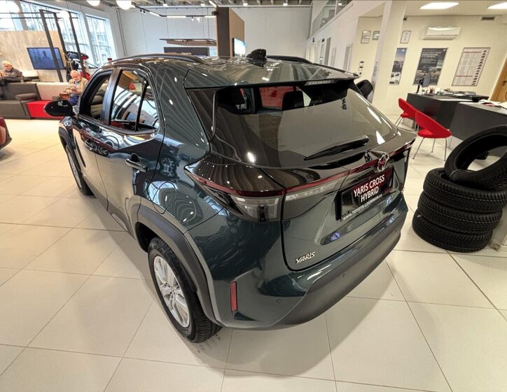 Toyota Yaris Cross SUV 1,5 l 85 kw