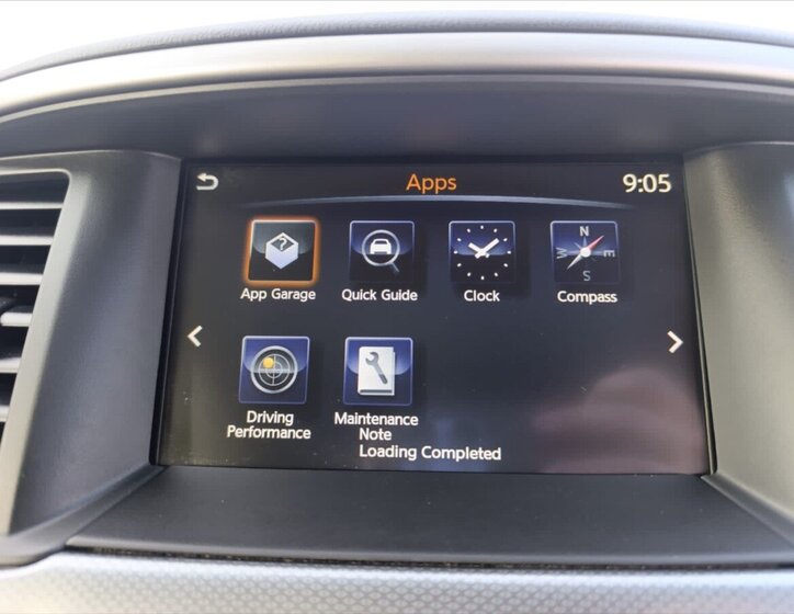 Nissan Pathfinder SUV 3,5 l 212 kw