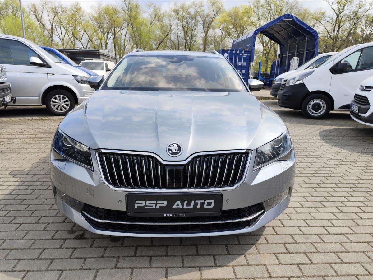 Škoda Superb Kombi 2,0 l 140 kw