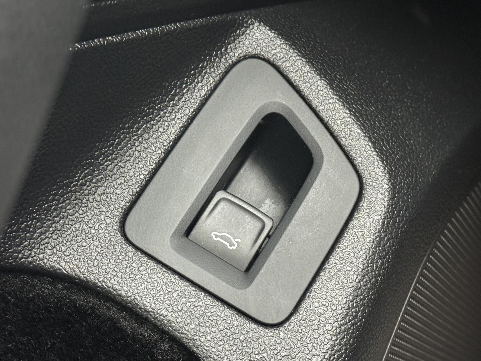 Volkswagen Passat Kombi 1,5 l 110 kw