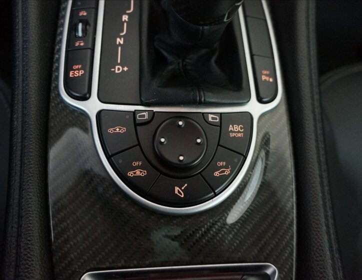 Mercedes-Benz SL Kabriolet 5,5 l 471 kw
