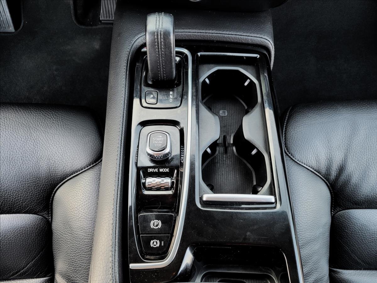 Volvo V60 Kombi 2,0 l 251 kw