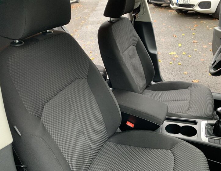 Volkswagen Passat 16