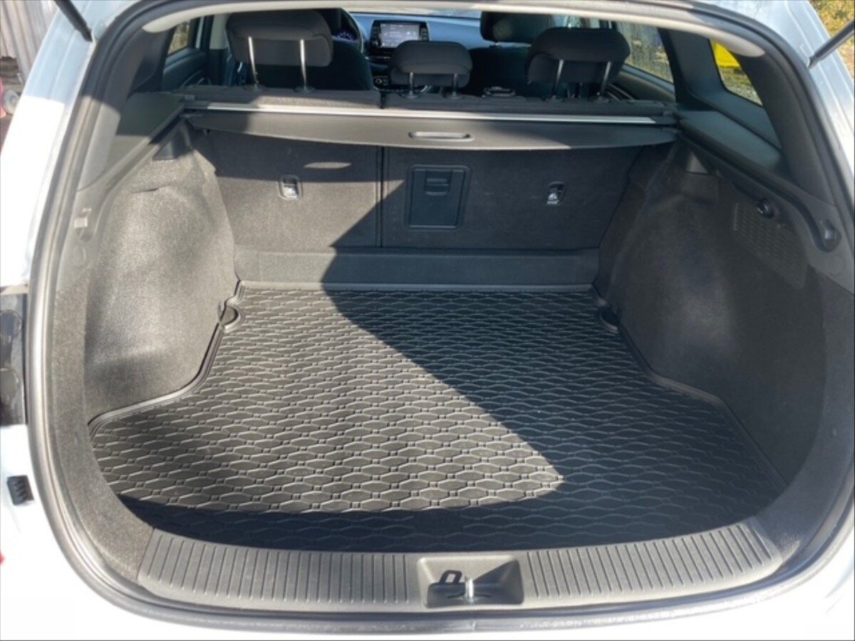 Hyundai i30 Kombi 998,0 88 kw