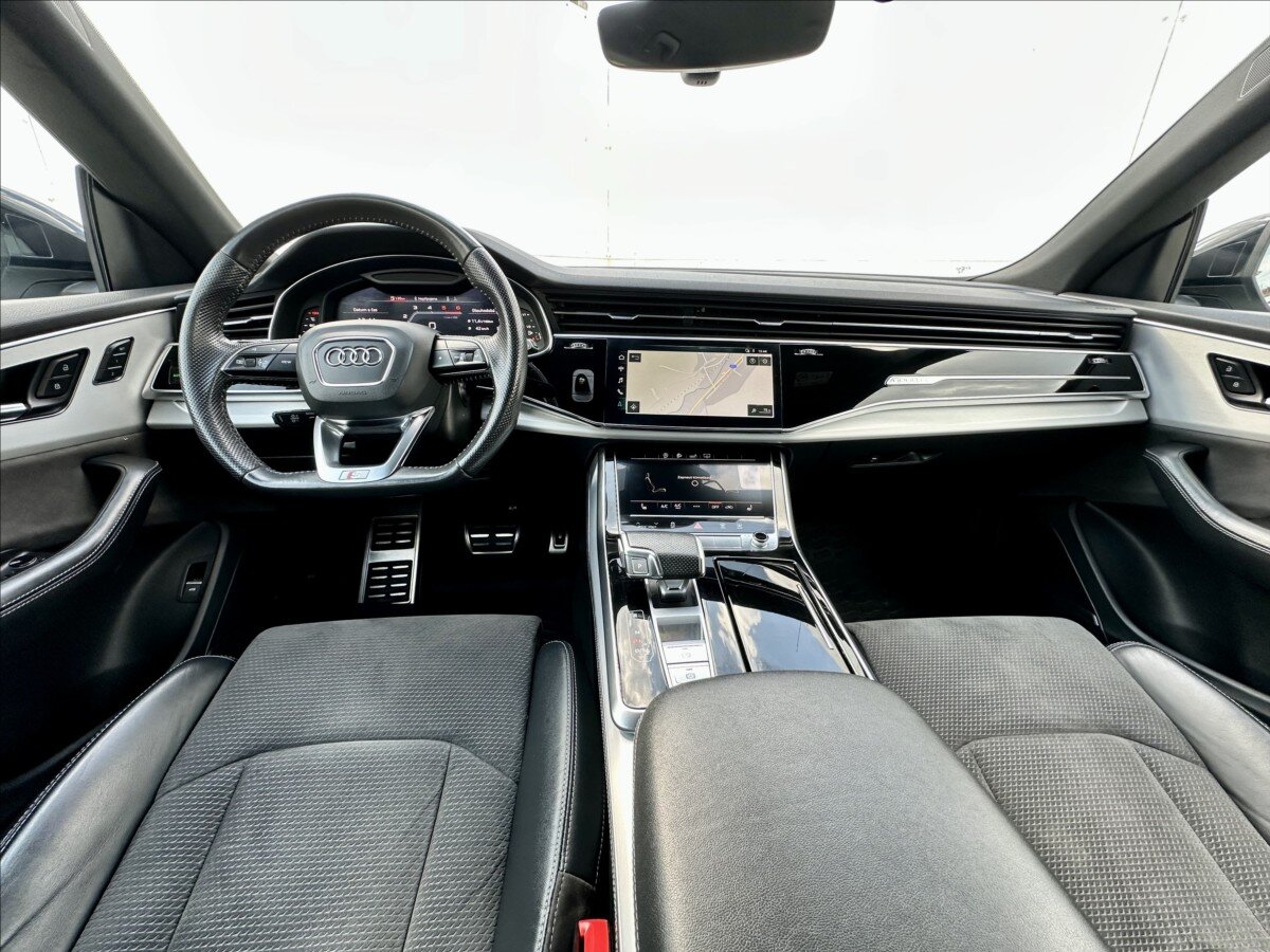 Audi SQ8 SUV / Terénní 4,0 l 320 kw
