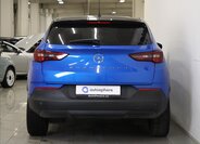 Opel Grandland SUV / Terénní 1,2 l 96 kw