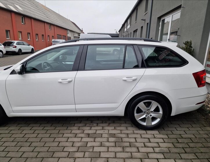 Škoda Octavia 42