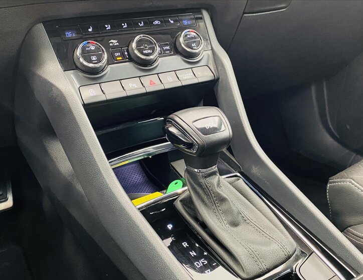 Škoda Karoq SUV / Terénní 1,5 l 110 kw