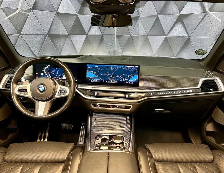 BMW X5 SUV / Terénní 3,0 l 210 kw