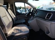 Ford Tourneo Custom 13