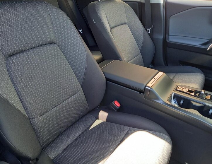 Toyota RAV4 SUV / Terénní 2,5 l 136 kw