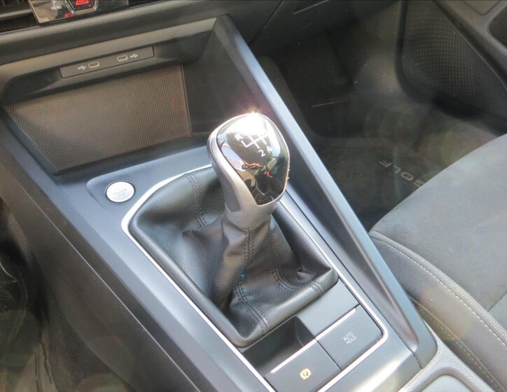 Volkswagen Golf Kombi 2,0 l 85 kw