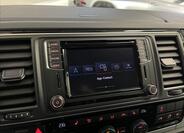 Volkswagen Multivan 8