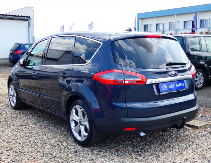 Ford S-MAX 6