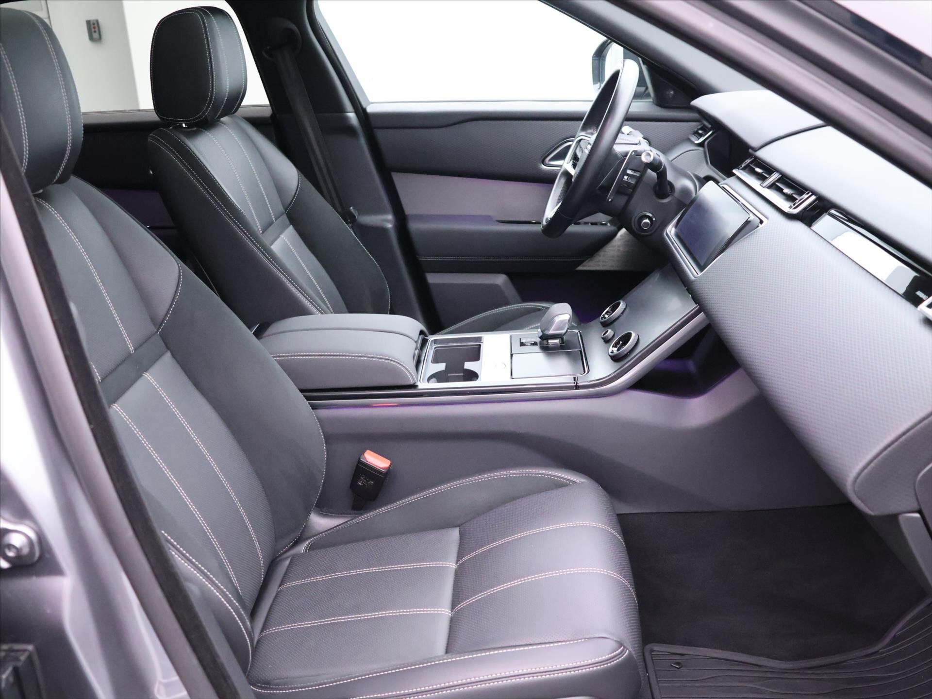 Land Rover Range Rover Velar SUV 3,0 l 221 kw