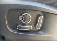 Land Rover Defender SUV 3,0 l 221 kw