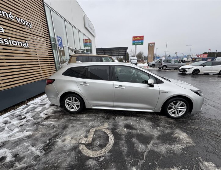 Toyota Corolla Kombi 1,8 l 72 kw