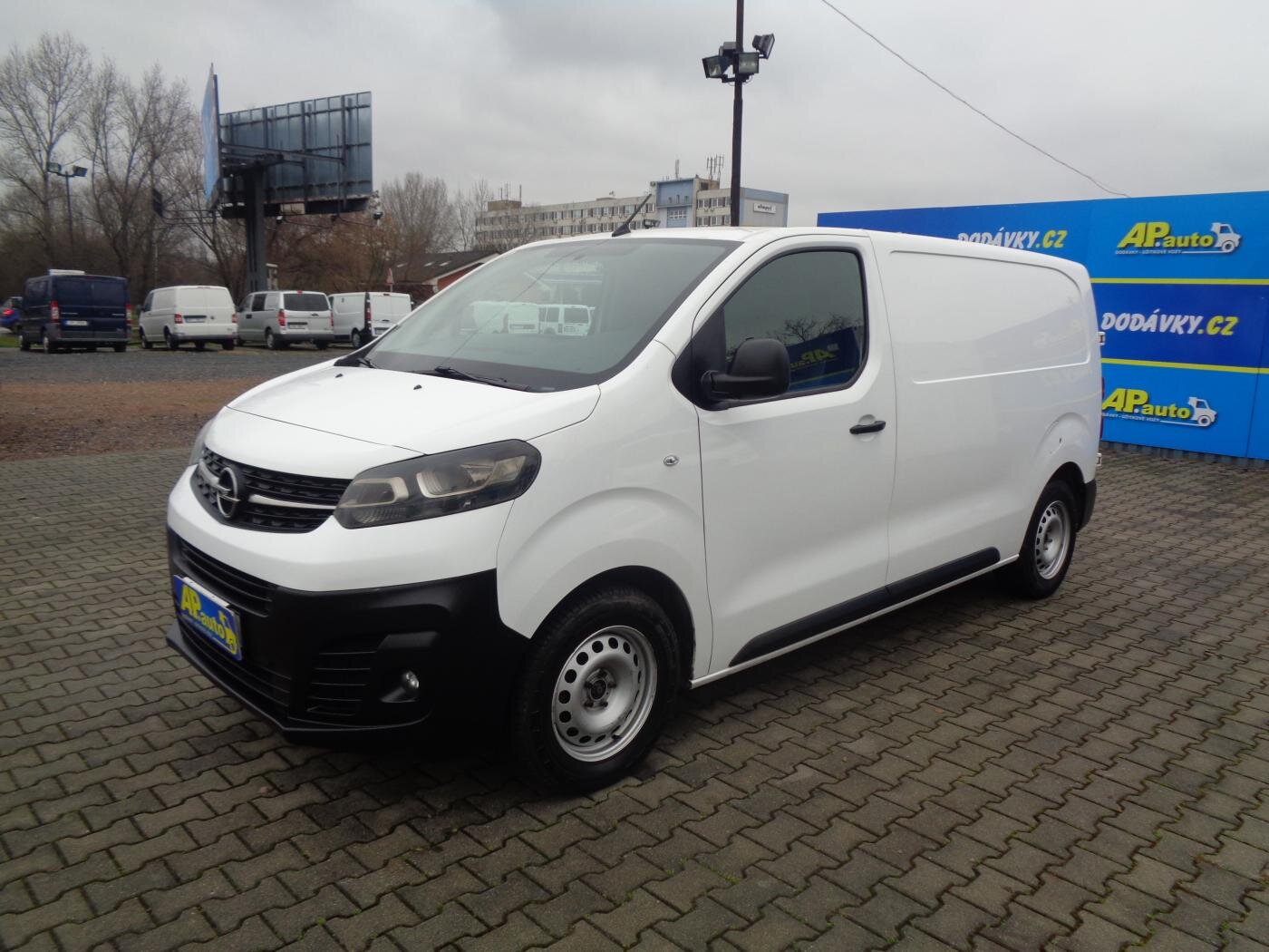 Opel Vivaro Ostatní 1,5 l 75 kw