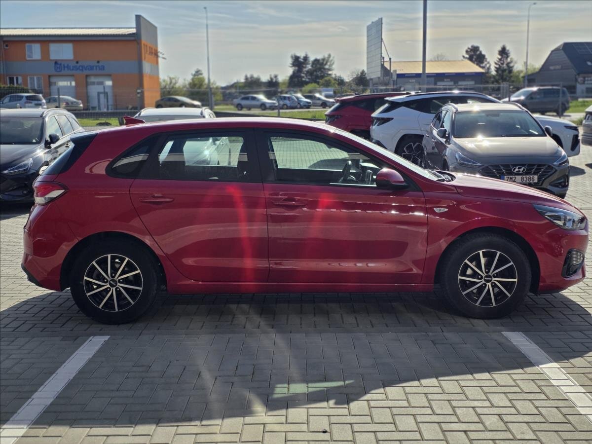 Hyundai i30 Hatchback 1,5 l 80 kw