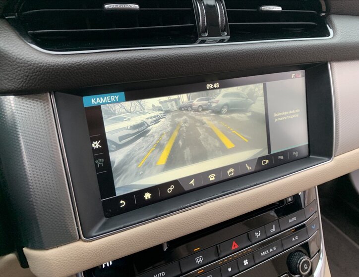 Jaguar XF Sedan 2,0 l 132 kw