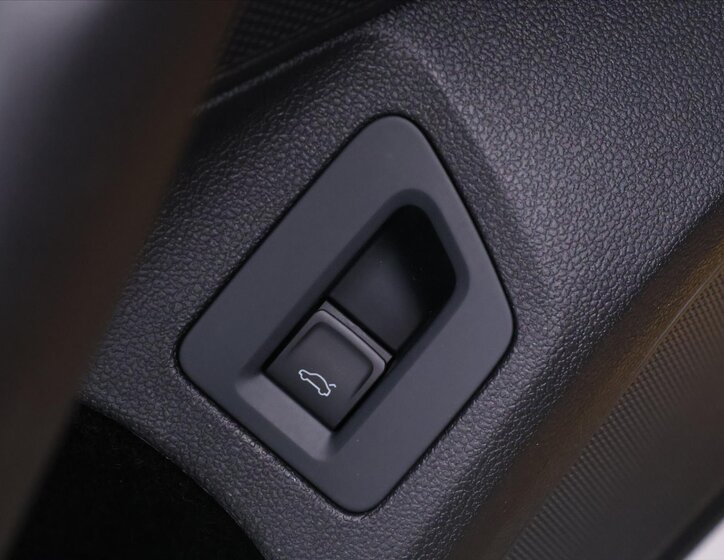 Volkswagen Arteon Liftback 2,0 l 140 kw