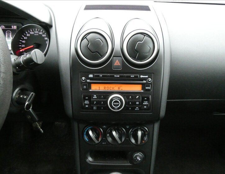 Nissan Qashqai SUV / Terénní 1,5 l 78 kw