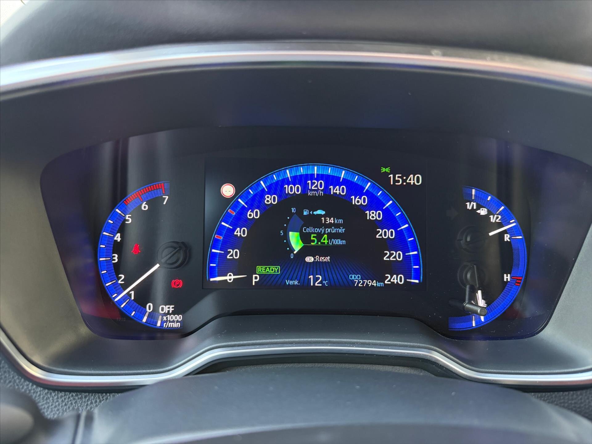 Toyota Corolla Sedan / Limuzína 1,8 l 72 kw