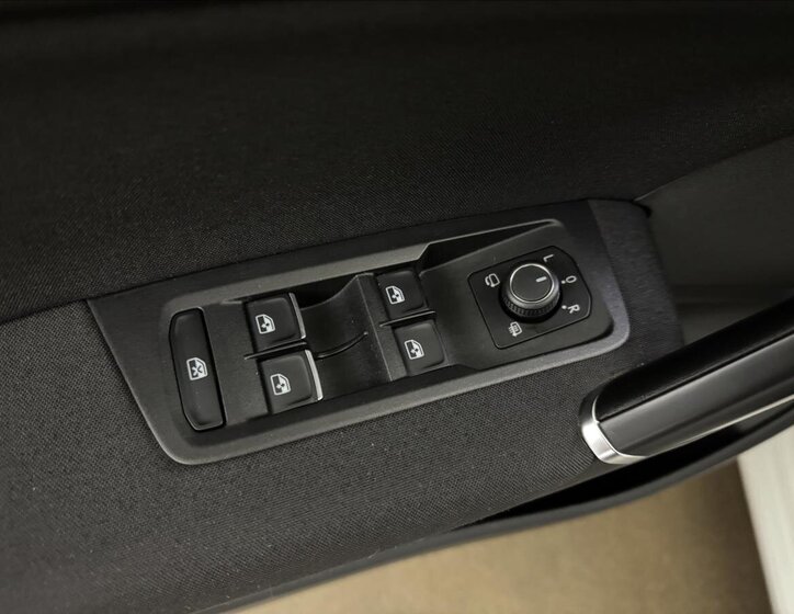 Volkswagen Touran MPV 2,0 l 140 kw