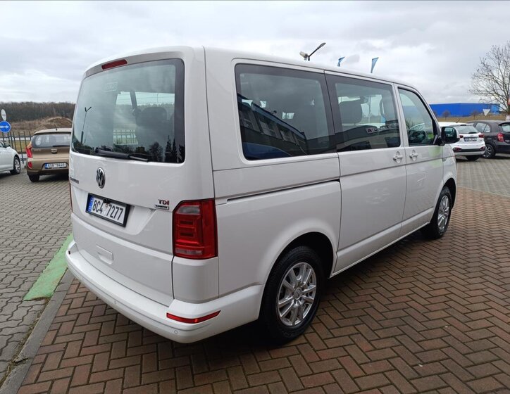 Volkswagen Caravelle MPV 2,0 l 110 kw