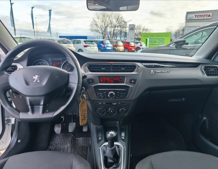 Peugeot 301 Sedan / Limuzína 1,2 l 60 kw