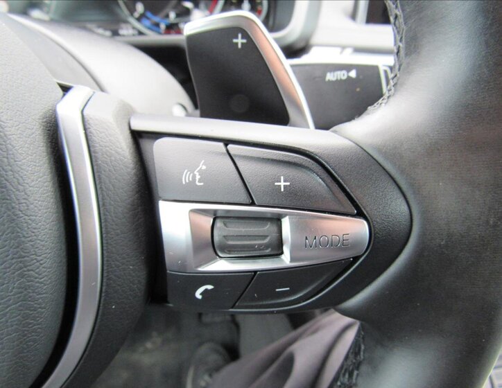 BMW X6 SUV / Terénní 3,0 l 190 kw