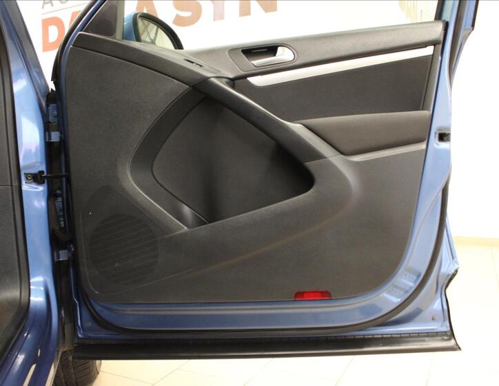 Volkswagen Tiguan 11