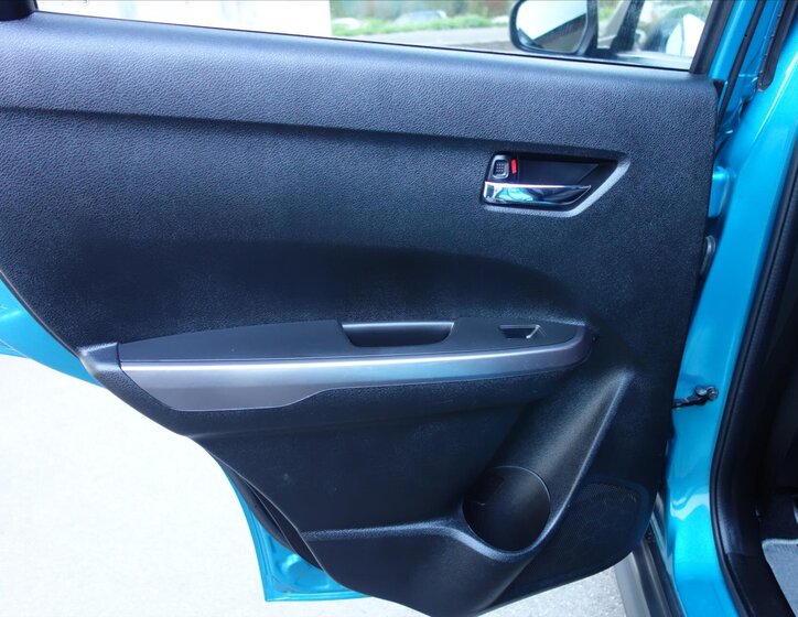 Suzuki Vitara SUV 1,4 l 103 kw