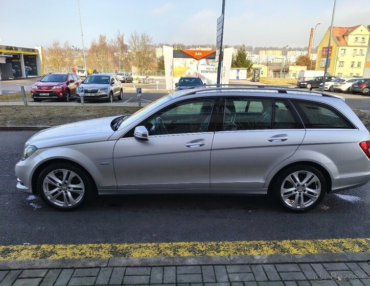 Mercedes-Benz Třídy C Kombi 0,0 110 kw