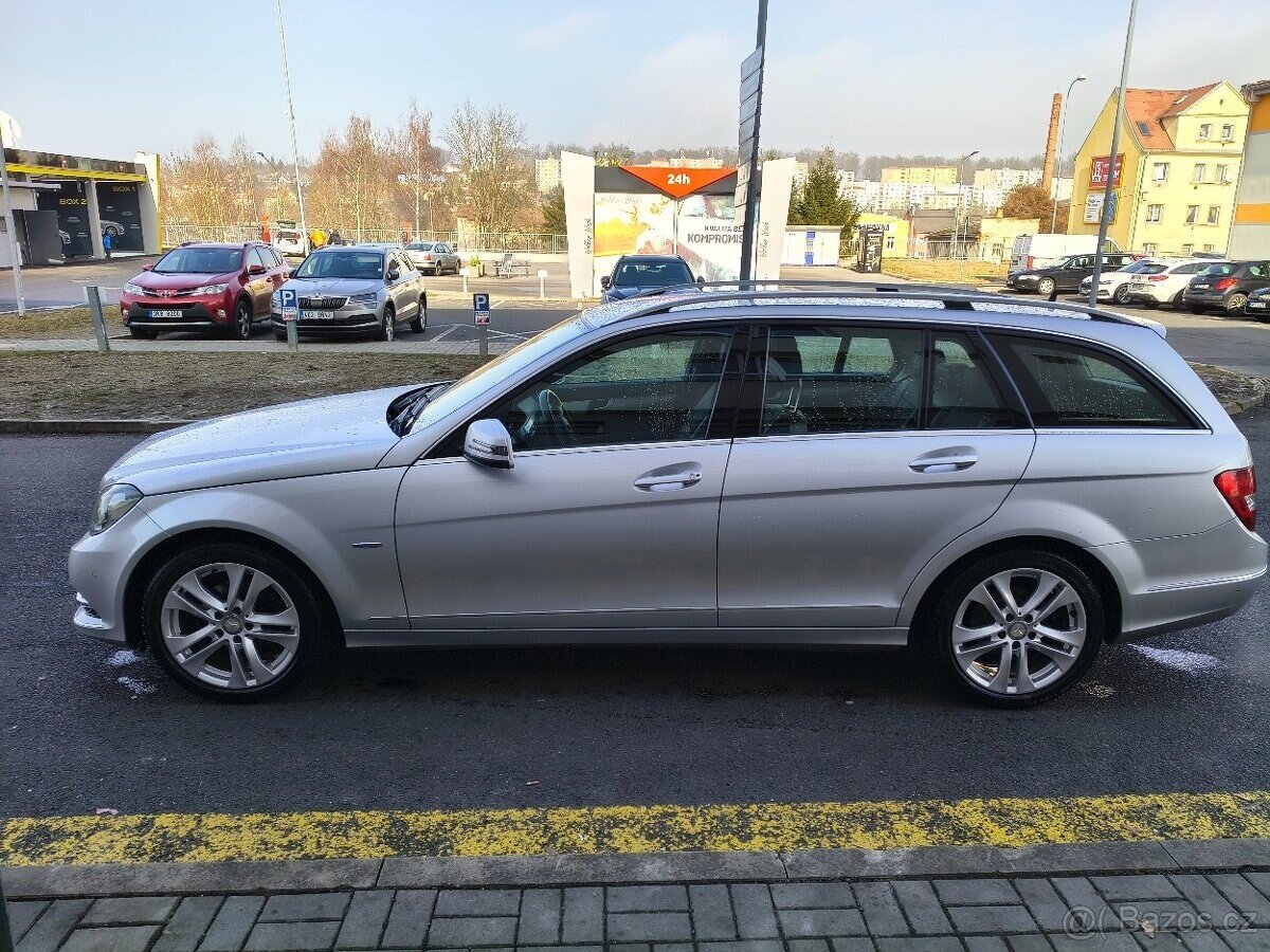 Mercedes-Benz Třídy C Kombi 0,0 110 kw
