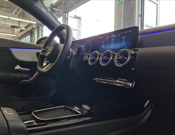 Mercedes-Benz CLA 16