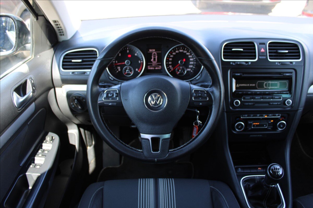 Volkswagen Golf Kombi 2,0 l 103 kw