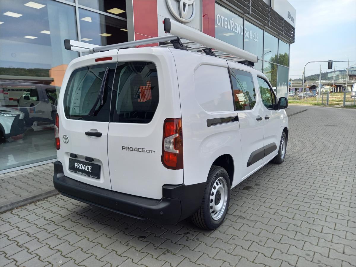 Toyota ProAce City