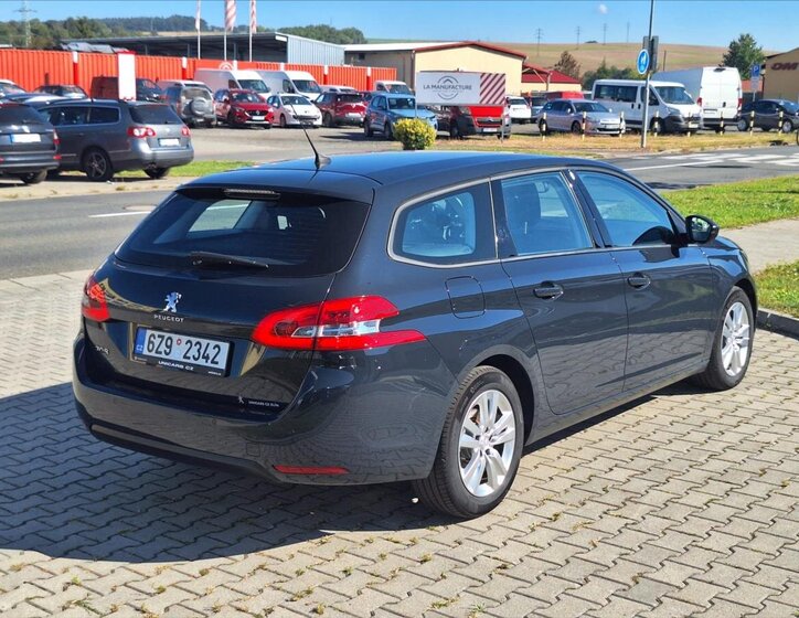 Peugeot 308 Kombi 1,5 l 75 kw