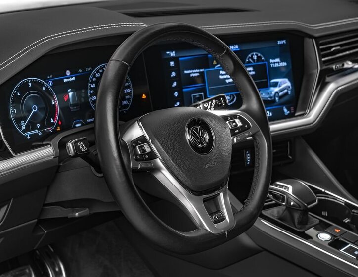 Volkswagen Touareg SUV / Terénní 3,0 l 210 kw