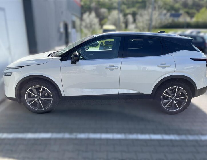 Nissan Qashqai SUV 1,3 l 116 kw