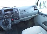 Volkswagen Transporter Kombi 2,5 l 96 kw