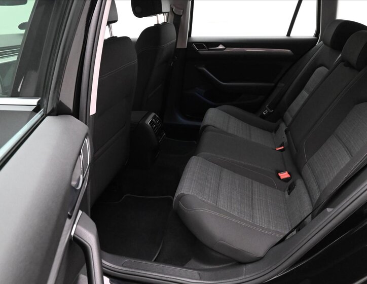 Volkswagen Passat 14