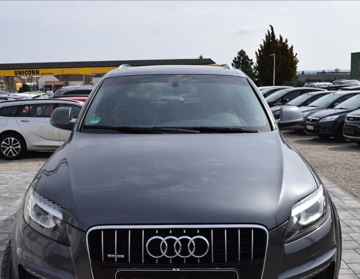 Audi Q7 SUV 3,0 l 180 kw