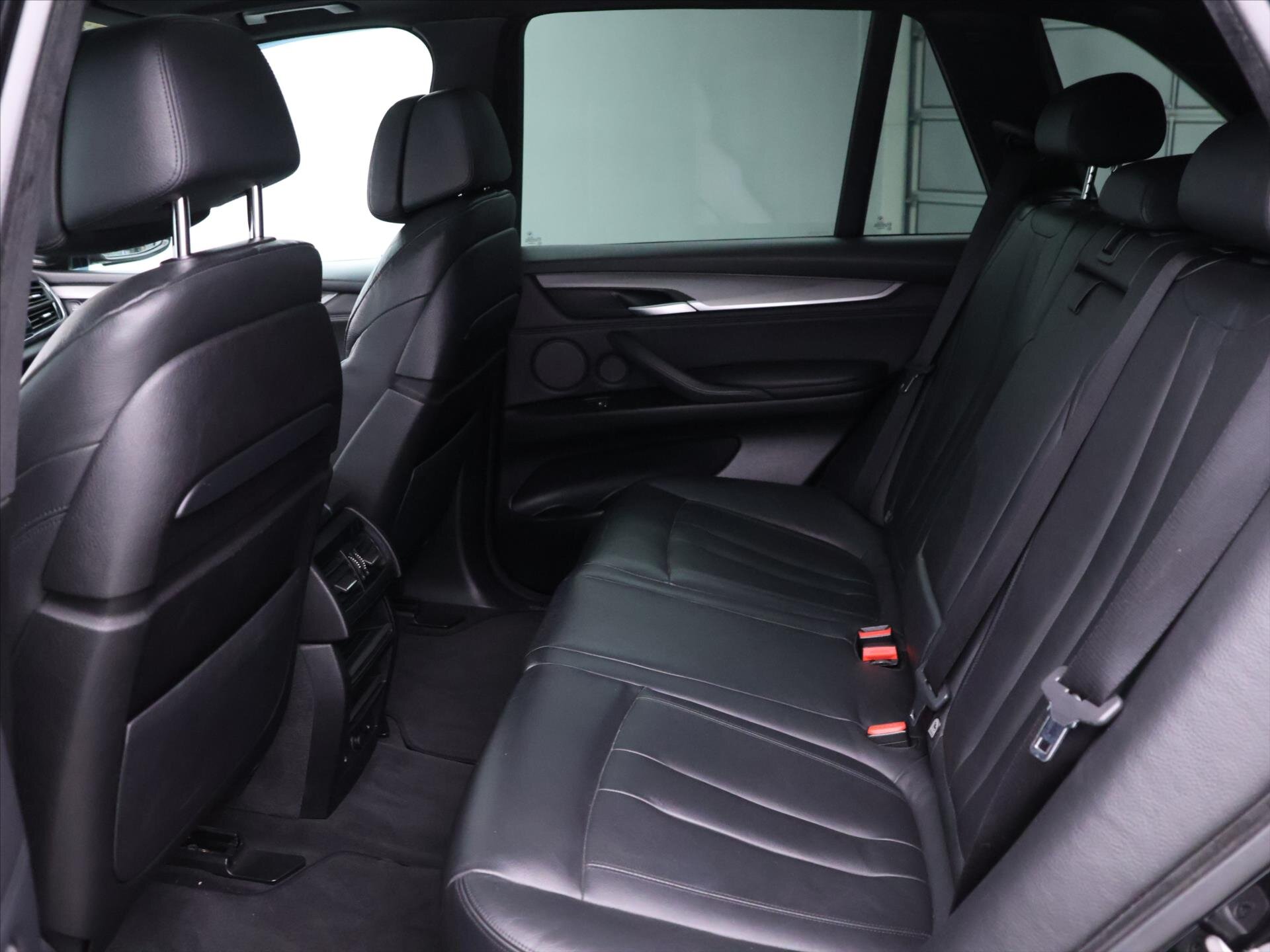 BMW X5 SUV / Terénní 3,0 l 230 kw