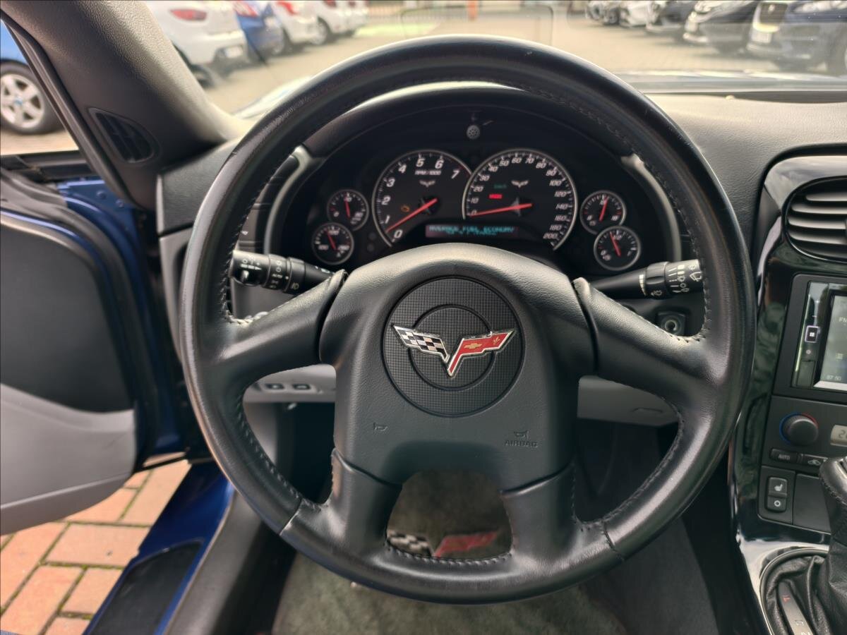 Chevrolet Corvette Kupé 6,0 l 298 kw