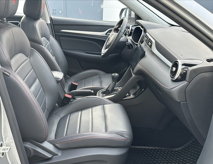 MG ZS SUV / Terénní 999,0 82 kw