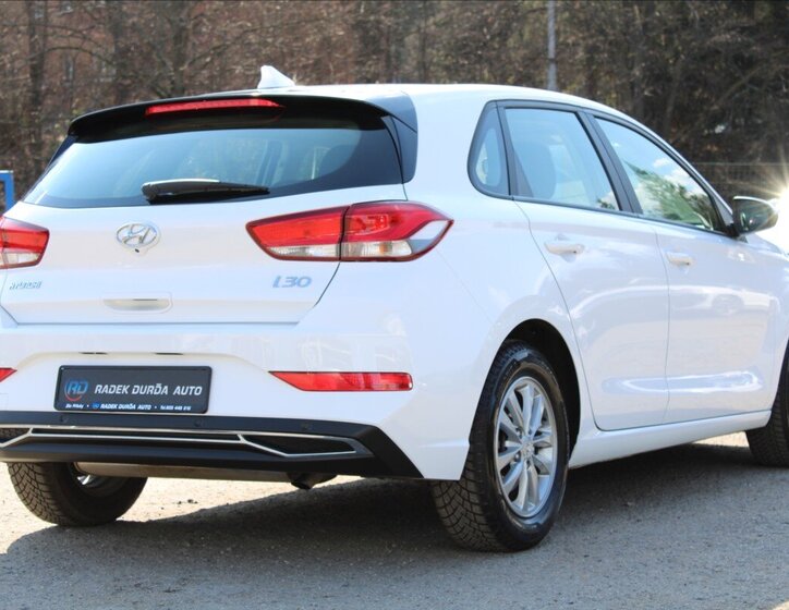 Hyundai i30 Hatchback 1,5 l 80 kw