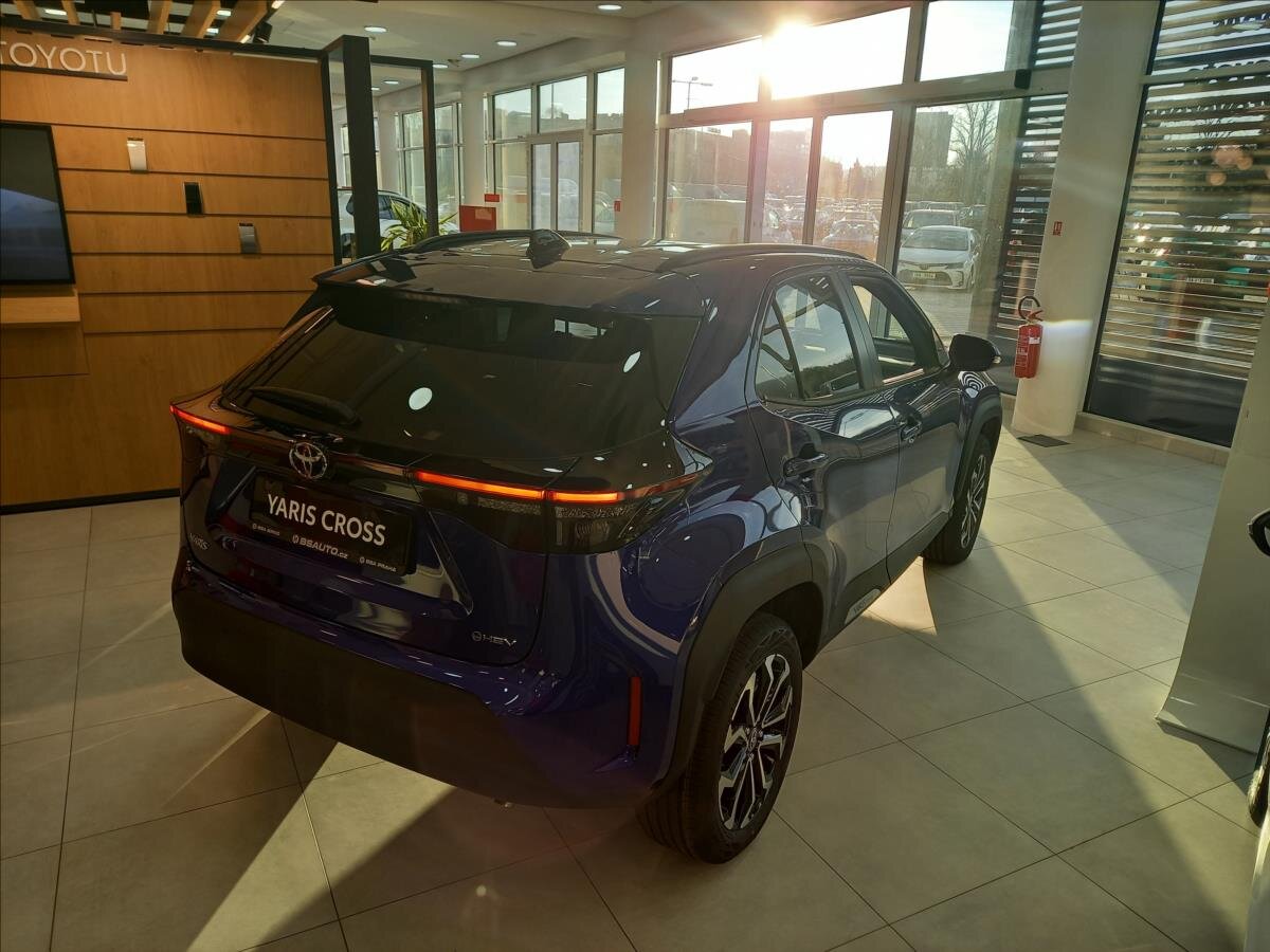 Toyota Yaris Cross SUV / Terénní 1,5 l 85 kw