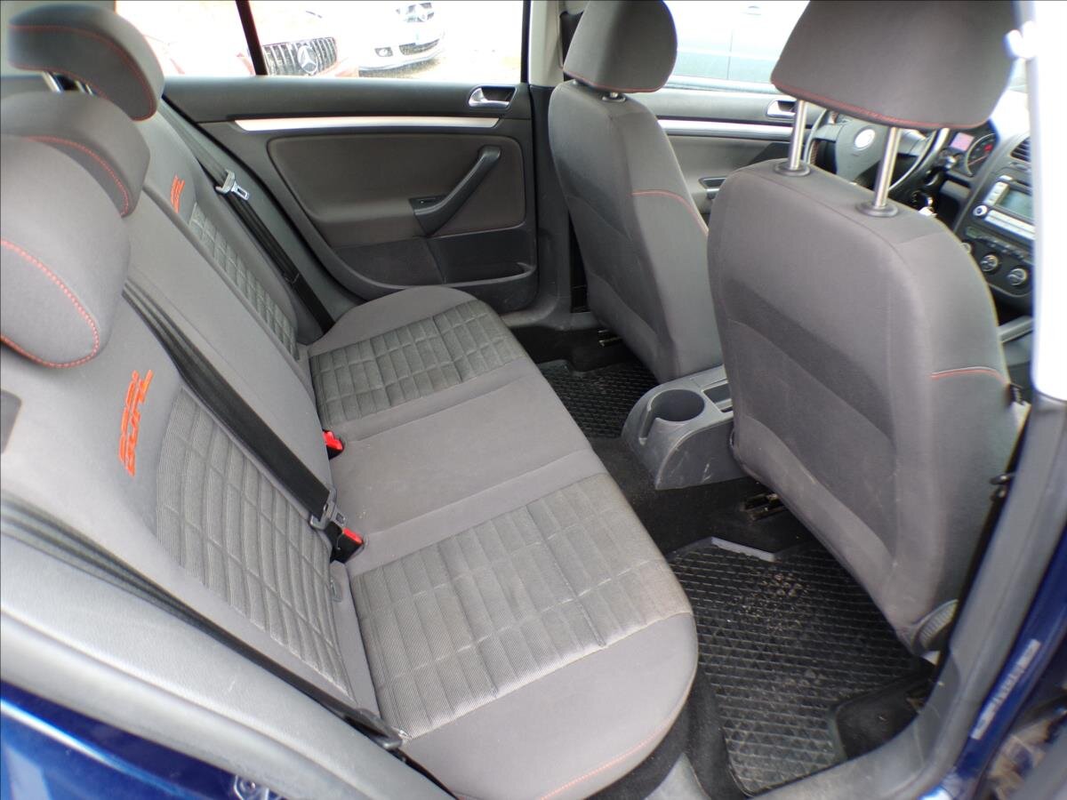 Volkswagen Golf Hatchback 1,4 l 59 kw